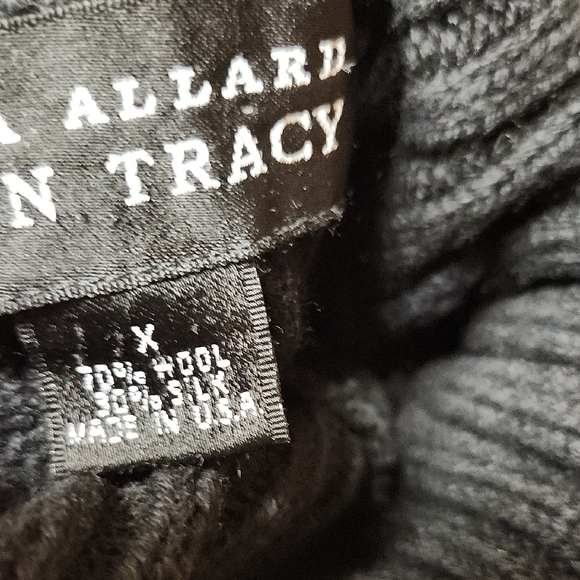 Ellen Tracy Ribbed Black Turtleneck Sweater - Picture 6 of 6